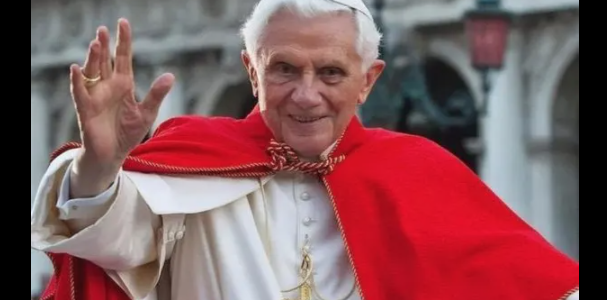 Ratzinger è molto malato: non riesce nemmeno a parlare