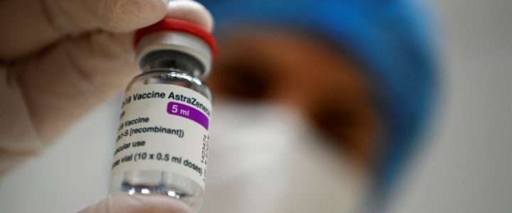 Colpo di scena su Astrazeneca: la decisione sul lotto.