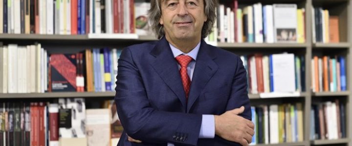 La dichiarazione di Burioni è una doccia fredda per gli italiani.