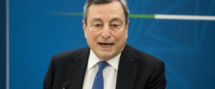Covid-19, Mario Draghi: “Prenotate le vostre vacanze in Italia”