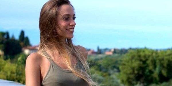 Morta di Luana, spunta una nuova foto. Cosa significa quella ragnatela?